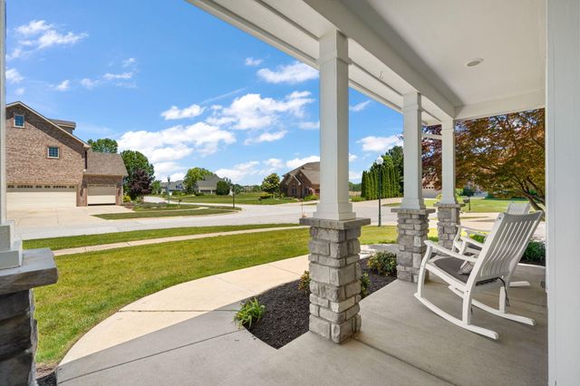 1245 Kilarney Road, Chesterton, IN 46304