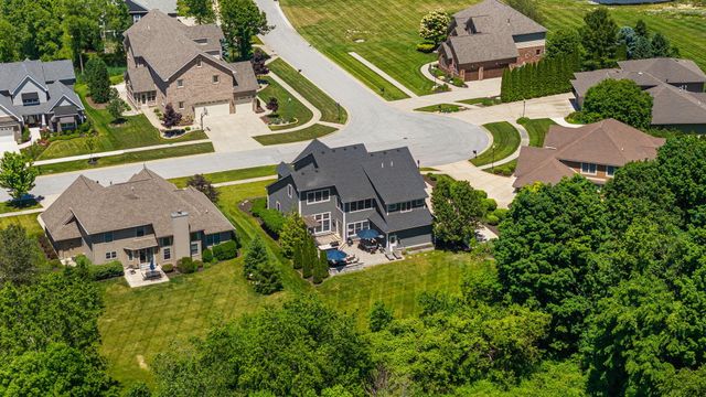 1245 Kilarney Road, Chesterton, IN 46304