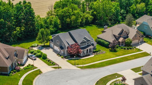 1245 Kilarney Road, Chesterton, IN 46304