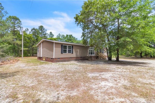 211 Jkats Lane, Raeford, NC 28376