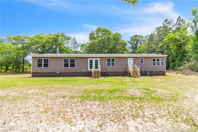 211 Jkats Lane, Raeford, NC 28376