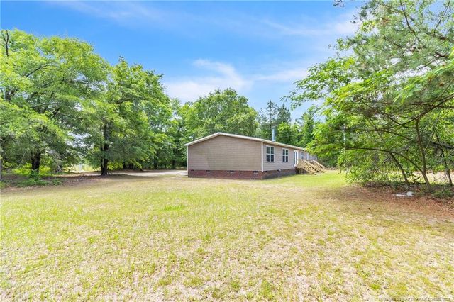 211 Jkats Lane, Raeford, NC 28376