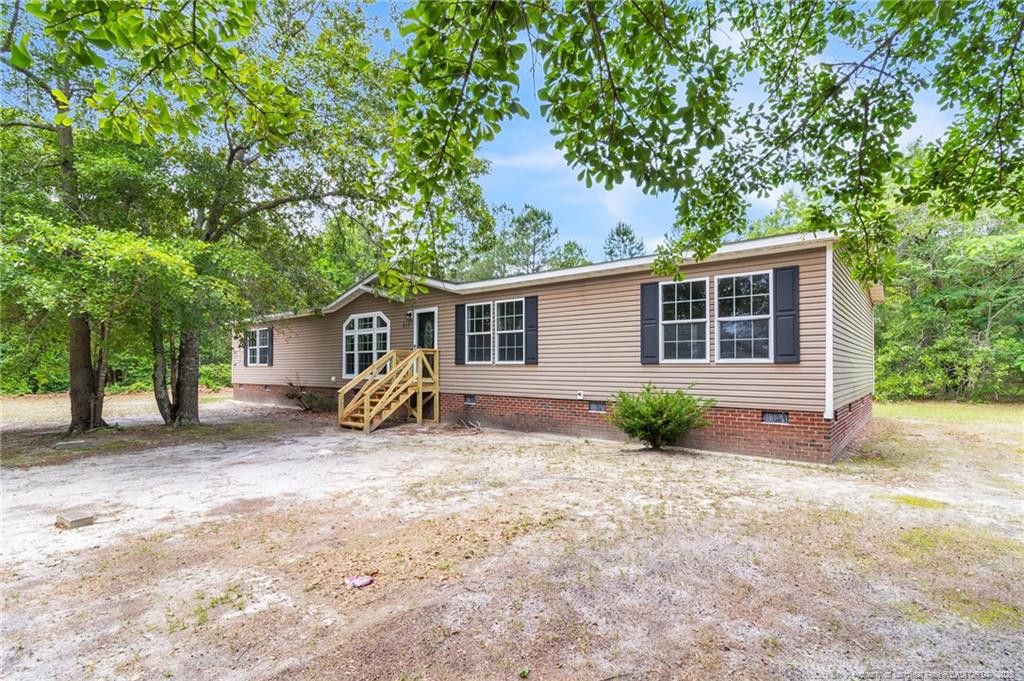211 Jkats Lane, Raeford, NC 28376