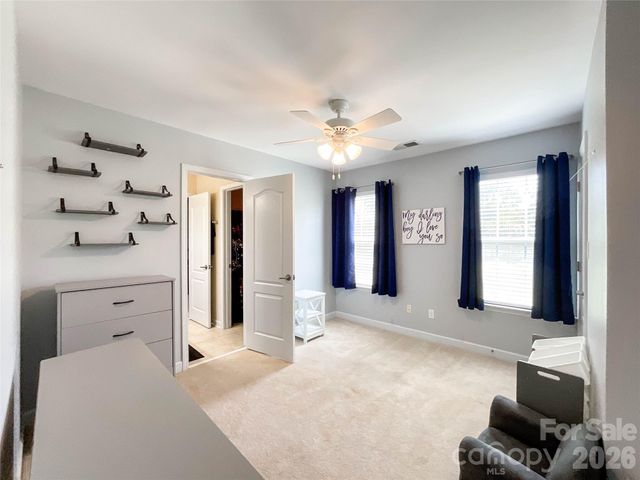 6019 Grassy Knoll Circle, Matthews, NC 28104