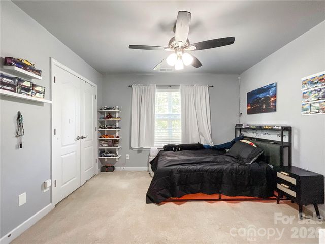 6019 Grassy Knoll Circle, Matthews, NC 28104