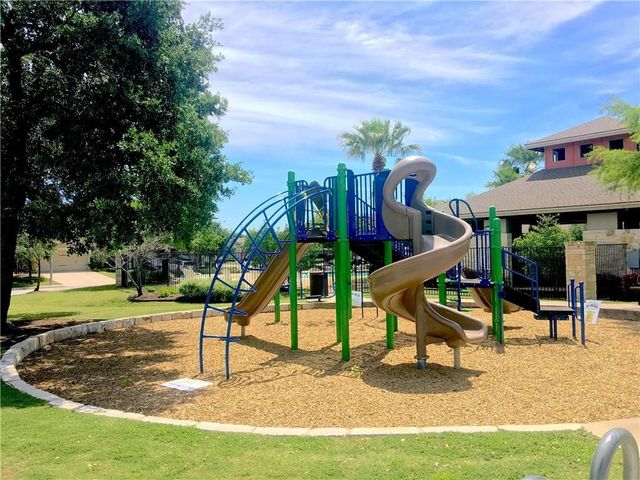 13400 Briarwick DR 901, Austin, TX 78729