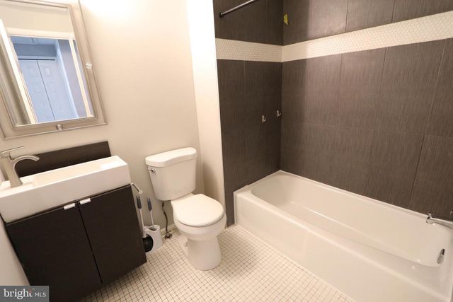12512 WOODSTOCK DR E, Upper Marlboro, MD 20772
