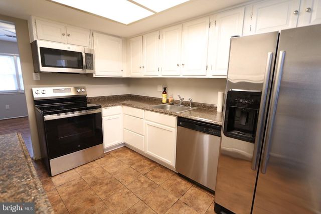 12512 WOODSTOCK DR E, Upper Marlboro, MD 20772