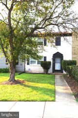 12512 WOODSTOCK DR E, Upper Marlboro, MD 20772