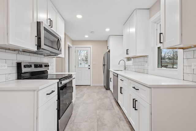 12535 W 85th Avenue, St. John, IN 46373
