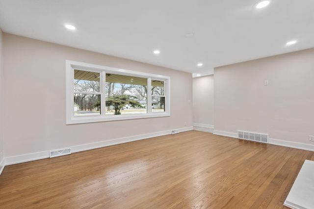 12535 W 85th Avenue, St. John, IN 46373