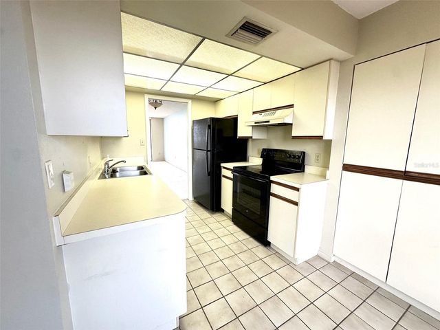 1316 PASADENA AVENUE S 506, South Pasadena, FL 33707