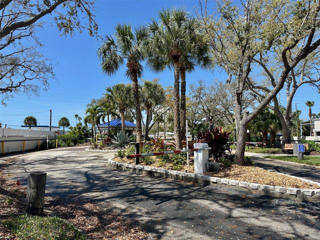 1316 PASADENA AVENUE S 506, South Pasadena, FL 33707