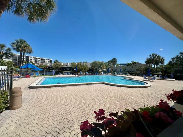 1316 PASADENA AVENUE S 506, South Pasadena, FL 33707