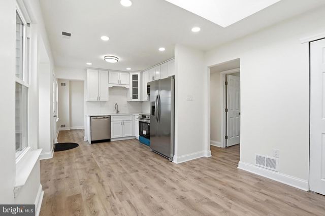 6687 PICKWICK CT, Bensalem, PA 19020