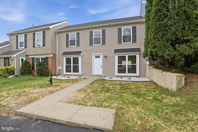 6687 PICKWICK CT, Bensalem, PA 19020