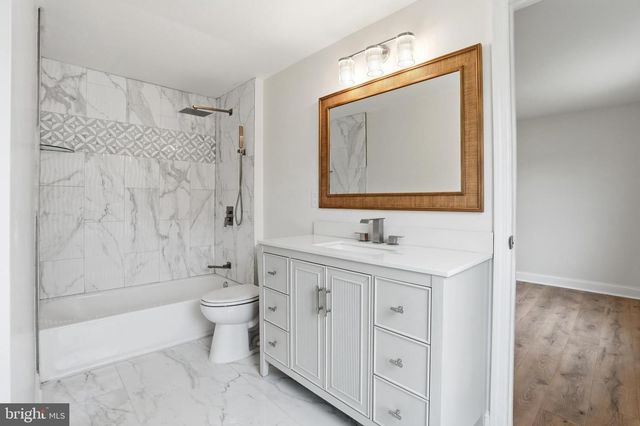 6687 PICKWICK CT, Bensalem, PA 19020