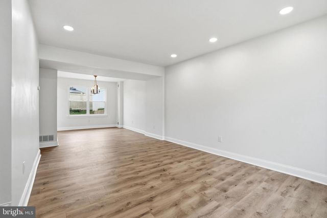 6687 PICKWICK CT, Bensalem, PA 19020