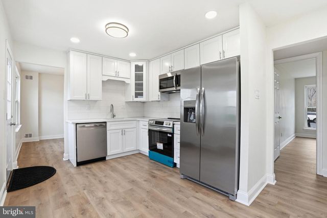 6687 PICKWICK CT, Bensalem, PA 19020