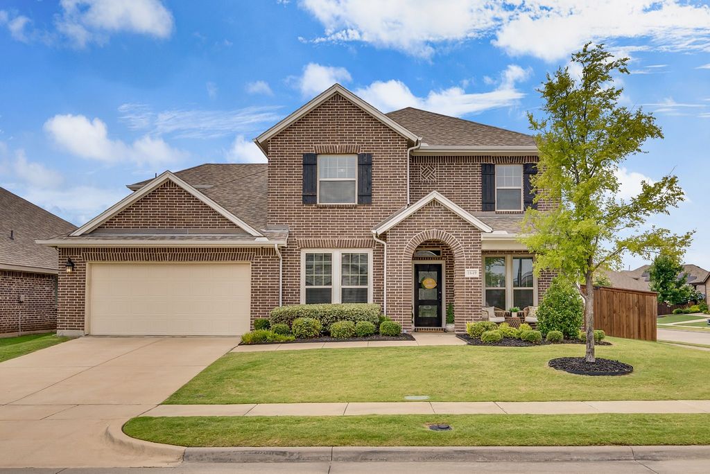 1649 Deerpath Drive, Forney, TX 75126