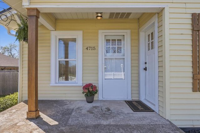 4715 White Oak Lane, River Oaks, TX 76114