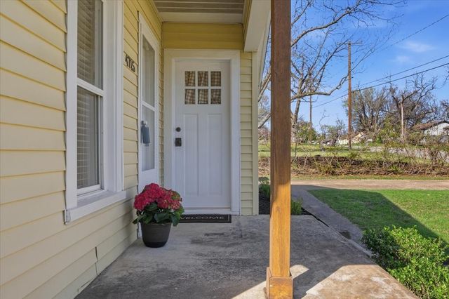 4715 White Oak Lane, River Oaks, TX 76114