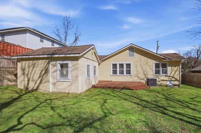 4715 White Oak Lane, River Oaks, TX 76114