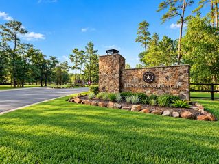 68-23-7 Sky Oak Lane, Huntsville, TX 77340