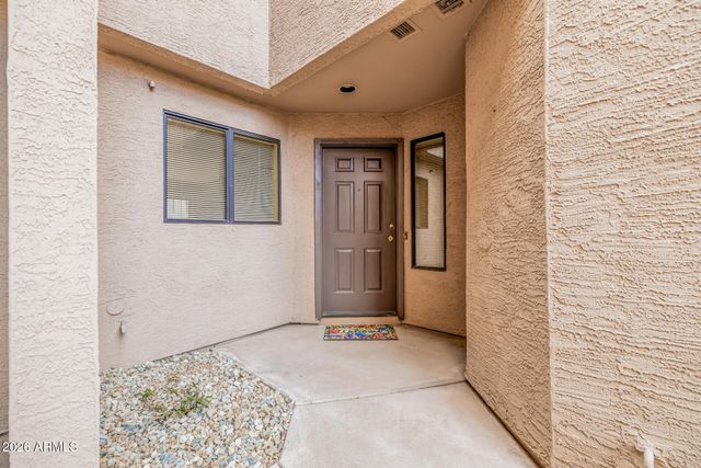 1129 W WINDJAMMER Drive, Gilbert, AZ 85233