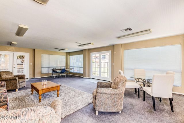 1129 W WINDJAMMER Drive, Gilbert, AZ 85233