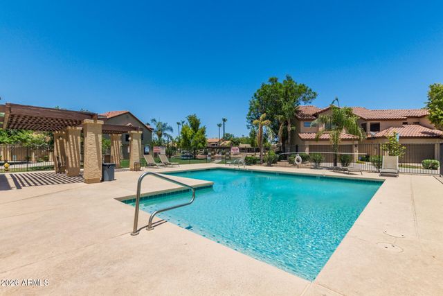 1129 W WINDJAMMER Drive, Gilbert, AZ 85233