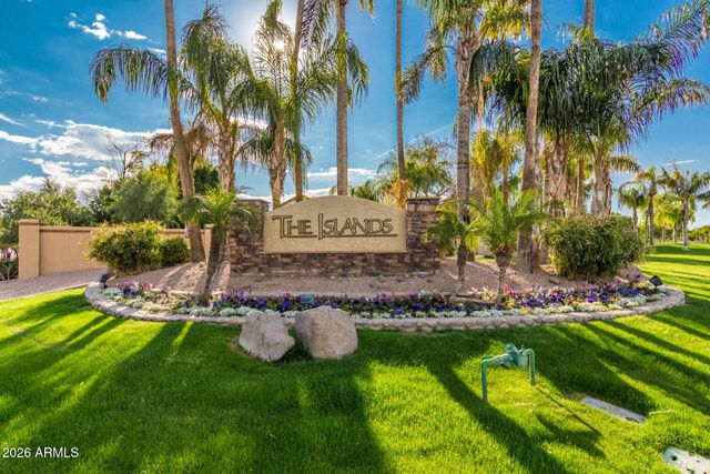 1129 W WINDJAMMER Drive, Gilbert, AZ 85233