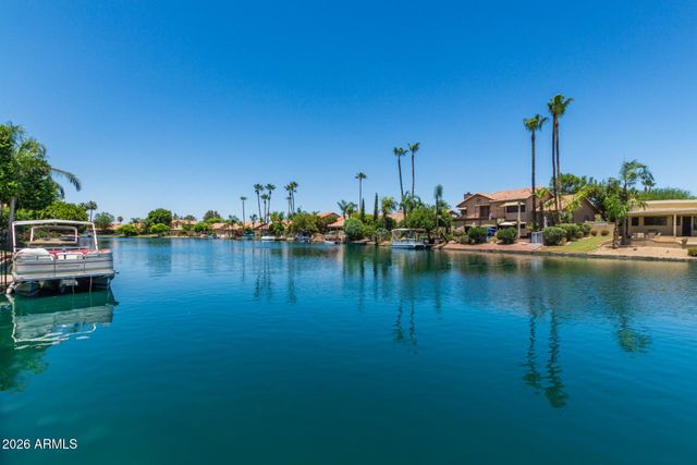 1129 W WINDJAMMER Drive, Gilbert, AZ 85233