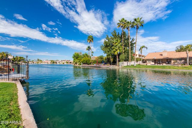 1129 W WINDJAMMER Drive, Gilbert, AZ 85233