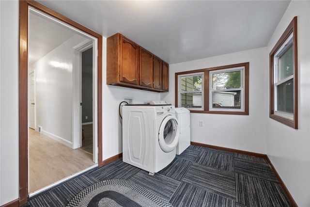 314 E Main Street, Lisbon, IA 52253