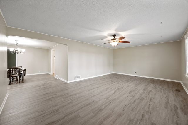 314 E Main Street, Lisbon, IA 52253