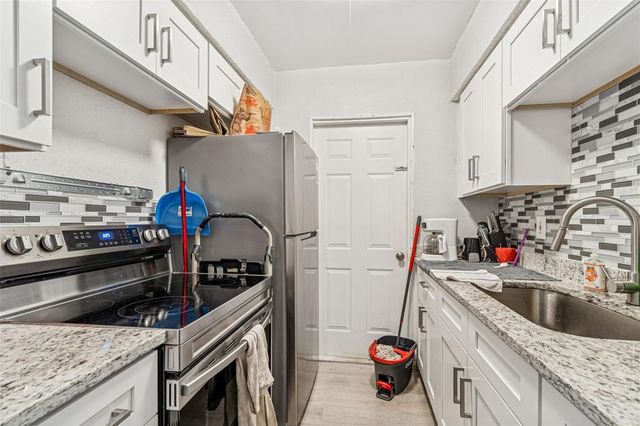 610 16TH AVENUE S, St Petersburg, FL 33701
