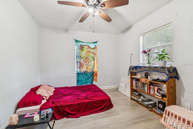 610 16TH AVENUE S, St Petersburg, FL 33701