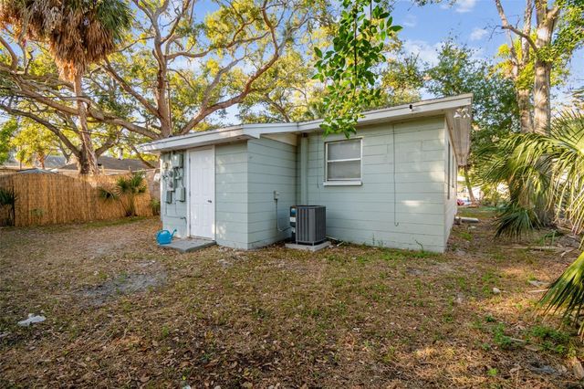 610 16TH AVENUE S, St Petersburg, FL 33701