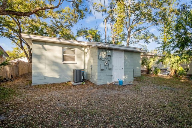 610 16TH AVENUE S, St Petersburg, FL 33701