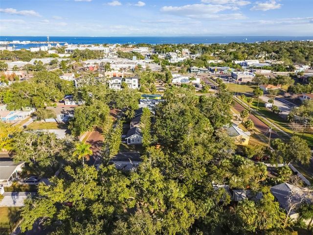 610 16TH AVENUE S, St Petersburg, FL 33701
