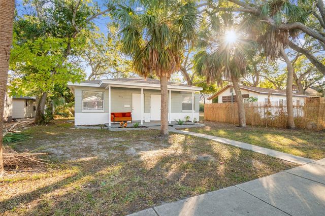 610 16TH AVENUE S, St Petersburg, FL 33701