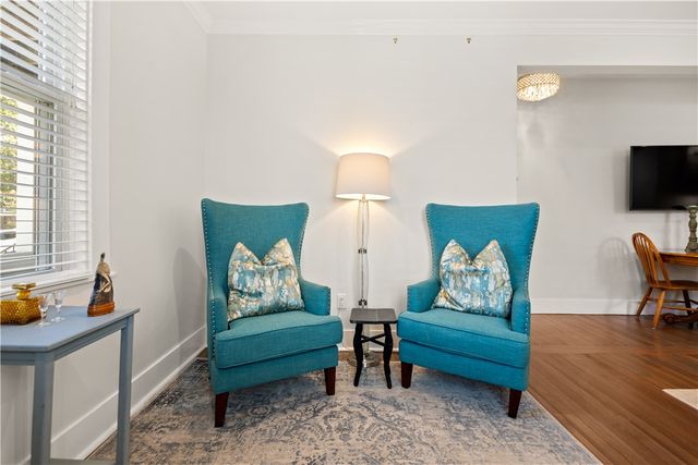 23 Mann Avenue 4, Newport, RI 02840