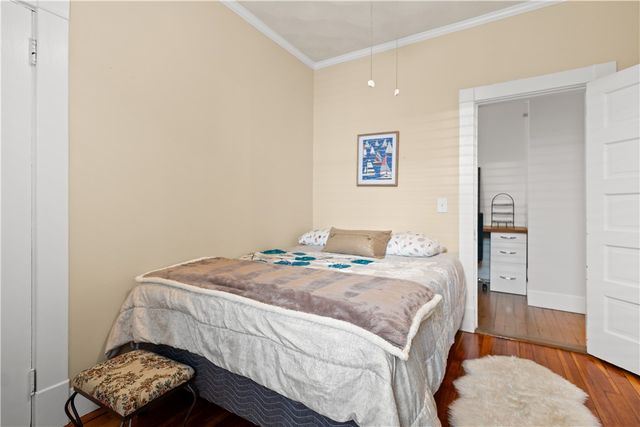 23 Mann Avenue 4, Newport, RI 02840