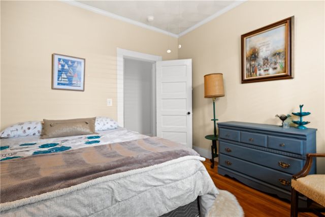 23 Mann Avenue 4, Newport, RI 02840