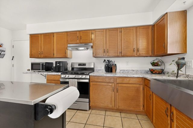 1200 Weeping Willow Court NE, Rio Rancho, NM 87144