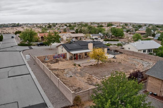 1200 Weeping Willow Court NE, Rio Rancho, NM 87144