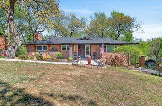 930 Briarwood Drive, Bartlesville, OK 74006