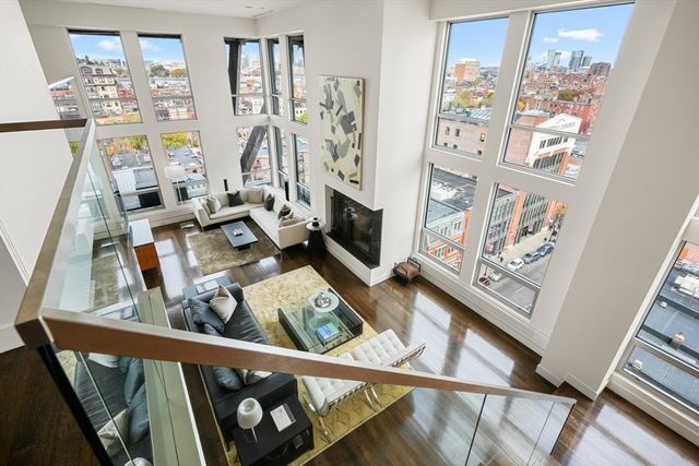 360 Newbury Street 810, Boston, MA 02115