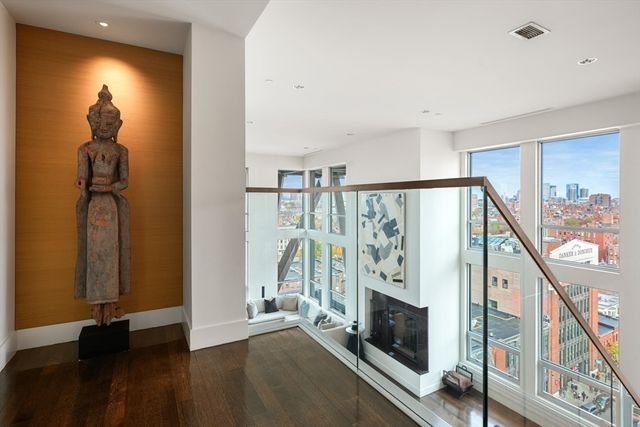 360 Newbury Street 810, Boston, MA 02115